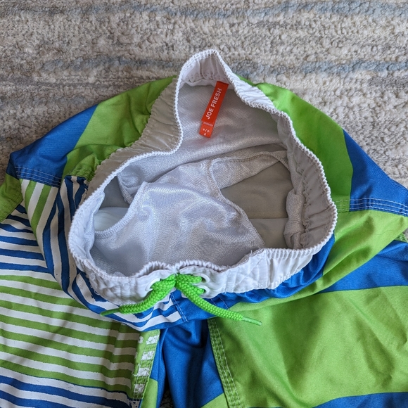 Kids lined swim trunks - Picture 4 of 4